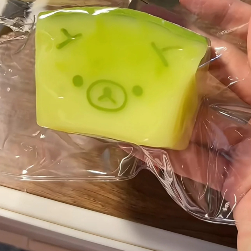 light green melon bear rilakku - огляд і ціна Desk Setup Light