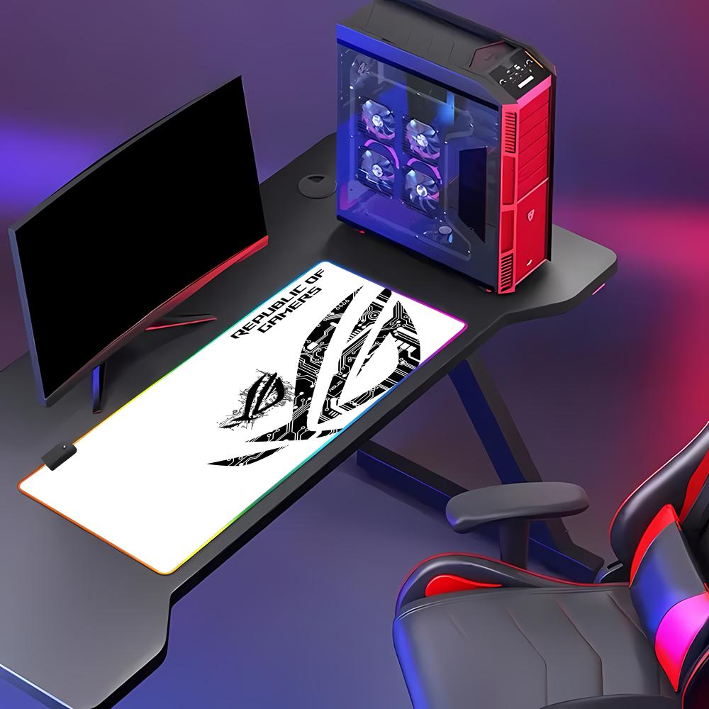 1pc Large Gaming HYBXAXC RGB C - огляд і ціна Desk Setup Designer